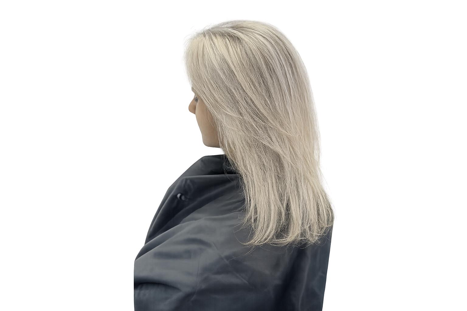 Platinový blond střih — Kadeřnictví 99